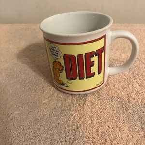 Vintage 1978 Enesco Garfield Diet Obvious Mug